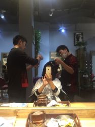 -M hair salon
