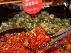 -何师烧烤Pro ·江湖川菜·小龙虾·精酿啤酒(太古里旗舰店)