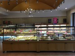 面包甜点陈列柜-味多美蛋糕(三元桥店)