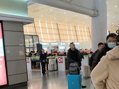 -麦当劳(上海虹桥站30B检票口楼上)