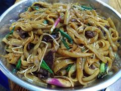 干炒牛河-牛一煲美食(江高店)