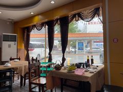 -濠轩阁特色生蚝火锅(水湾路店)