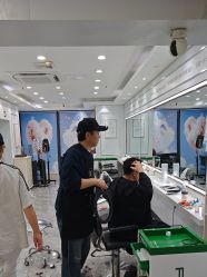 -镁连社·美联社