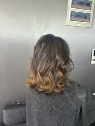 -藤野造型烫发染发