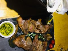 -囧吉香生蚝牛排馆(湖北路店)
