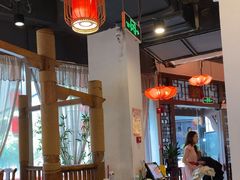 -万重锦·人文川菜馆(骡马市店)