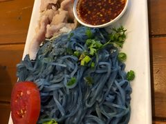 -蝶豆花蓝面条
