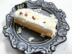 -RGF(巨鹿路店)