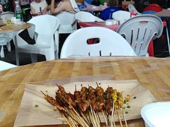 -老街烧烤大排档·地道湖北菜·龙虾馆(汉口火车站店)
