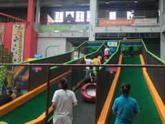 -蒙特利亲子乐园