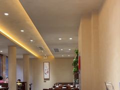 -四点金粥底火锅(沂州里店)