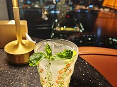 -翡翠36酒吧(浦东香格里拉店)