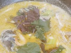 -鲁员外地锅鸡地锅鱼(古墩路店)