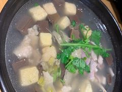 -回味鸭血粉丝汤(新城市广场店)