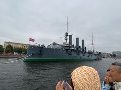 -阿芙乐尔号巡洋舰