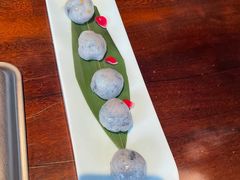 爆浆黑虎虾丸-大隐·成都火锅Bistro(合生麒麟新天地店)