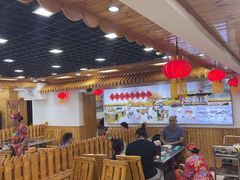-屯老二农家铁锅炖·行业领军者(梅江店)