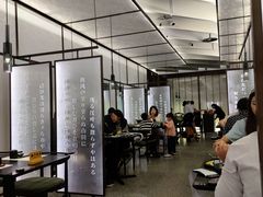 -银泰百货(厦门国贸中心店)