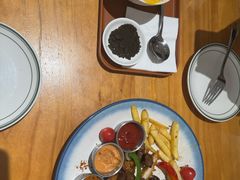 -Thanks美式餐厅(汉堡咖啡店)