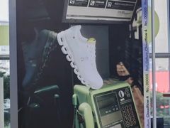 -On昂跑(广州太古汇店)