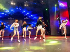 -琴岛演艺中心(中山路店)