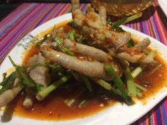 -香巴拉云南餐厅(华莱坞店)