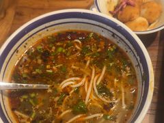 -云阿蛮云南生烫牛肉米线(奉贤路店)