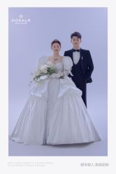 点击看大图 -都市丽人婚纱摄影