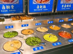 自助调料区-二荆条·蜀鲜汇城市森林火锅