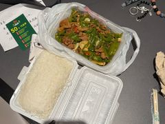 -湖南人家湘菜馆(镇江路店)