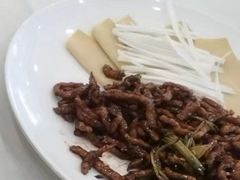 -鑫巴蜀小镇 · 水煮鱼专研店(玉桥店)