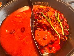-冯校长老火锅(中联广场店)