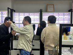 -造寸眼镜·蔡司官方授权店(东门店)