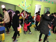 -四叶草托育园(张江园店)