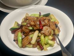 -铜锣湾·有麝自然香(重庆新天地店)