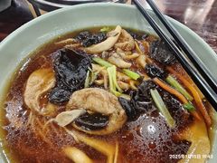 -重元寺香积厨素斋馆