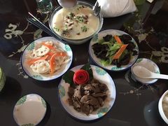 -爱的果实月嫂育婴师(世纪东方店)