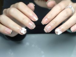 -星辰·新中式美甲美睫工作室