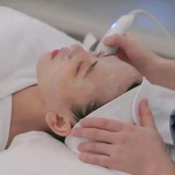 -百秀名媛纹绣美学护肤中心