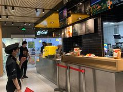 -麦当劳(中山公园龙之梦店)