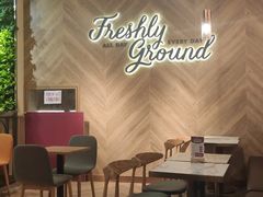 等位区-COSTA COFFEE(武汉武商MALL店)