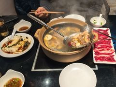 -潮汕三宝鲜牛肉火锅