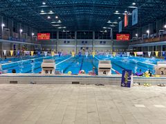 -奥冠体育华师附中恒温游泳馆