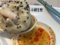 -小杨生煎(金山百联购物中心3楼店)