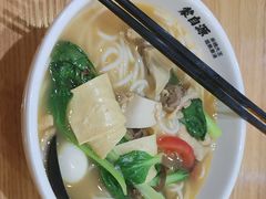 -蒙自源米线大王(宝安尖岗山店)