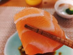 火炙三文鱼寿司-活鳗饭·鹅肝范儿(高碑店店)