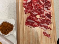 -海底捞火锅鲜切牛肉主题店(长寿路店)