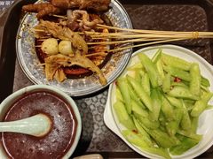 冷锅串串荤-小街天府