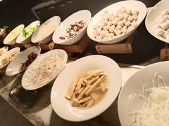 -筠咖啡西餐厅(上海国展宝龙丽筠酒店)