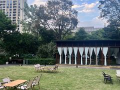 -九月里.自由花园餐厅